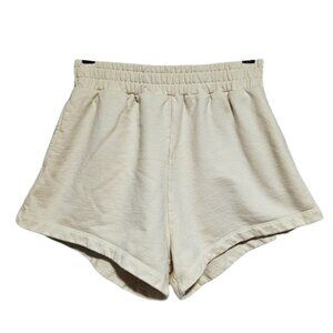 Daily Drills Super Shorts in Cream Size M/L